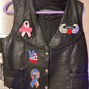Unik Black Leather Vest with Patches XL